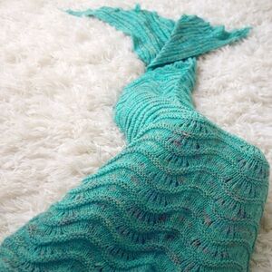 NWOT Chunky Knit Mermaid Tail Wrap Blanket | Teal Cozy Gift